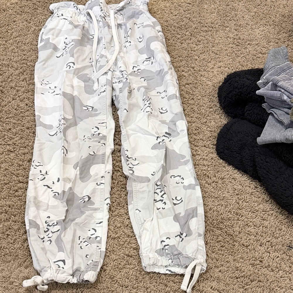 Hollister Gray Camouflage Joggers